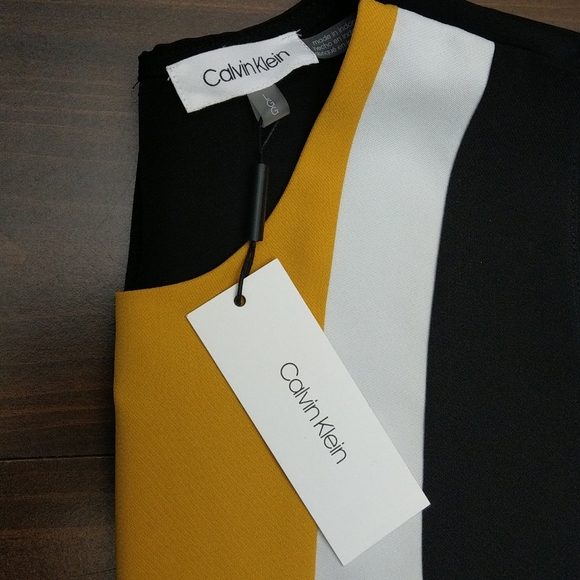 Calvin Klein Sleeveless Blouse - Picture 4 of 7